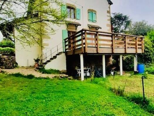 Maison de ville à vendre 218 000 € 4 pièces 3 chambres 135 m² 469 m² de terrain La Clayette 71800