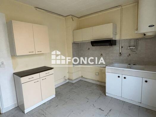 Appartement à louer 635 € 3 pièces 2 chambres 50,43 m² 2ème étage Est Trévoux 01600