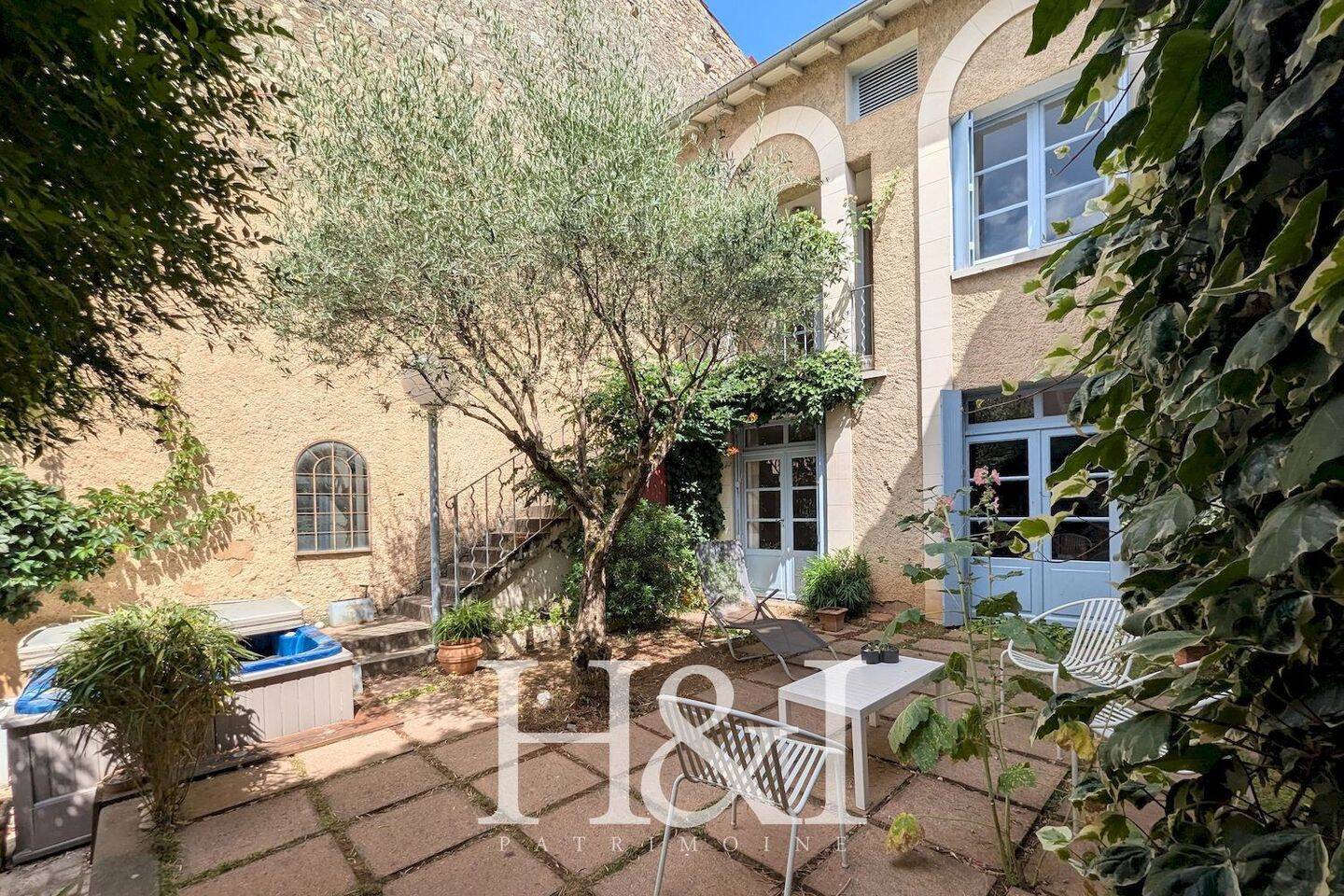 Maison à vendre, 193m², POITIERS