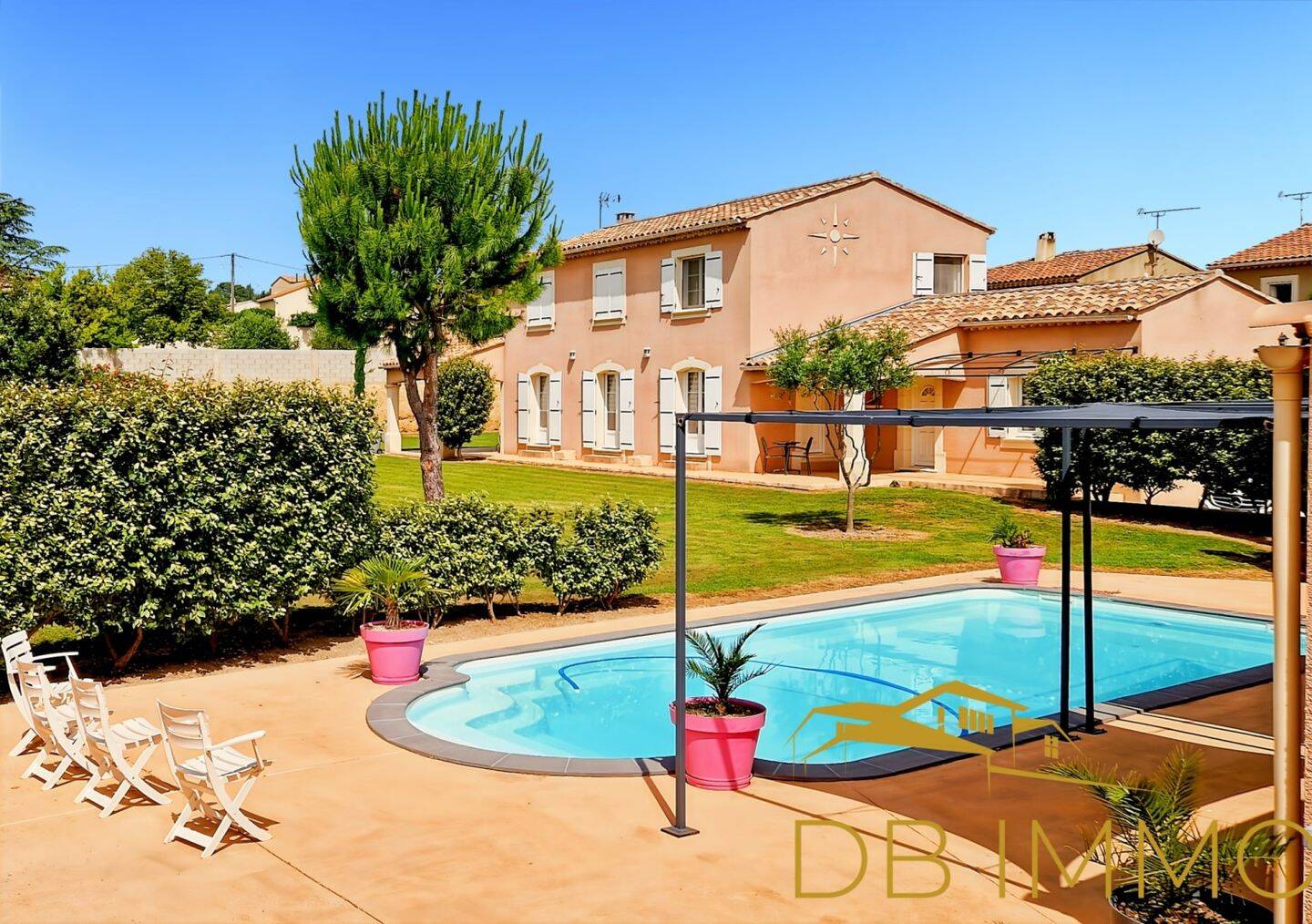Maison à vendre, 160m², SAINT LAURENT DES ARBRES