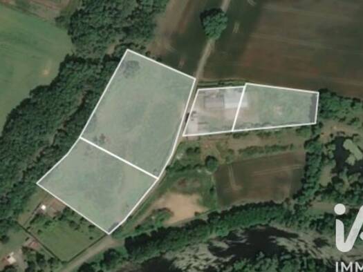 Terrain à vendre 46 000 € 15 845 m² de terrain Saint-Savin 86310