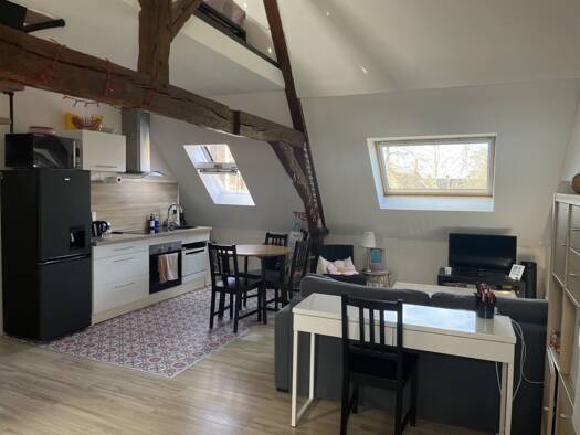 Appartement à louer 710 € 1 pièce 31 m² 3ème étage Amiens 80000