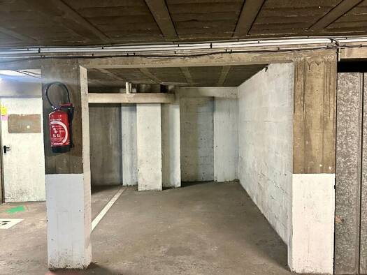 Parking à vendre 18 000 € 8,8 m² Vallée de Fécamp Paris 12ème arrondissement 75012