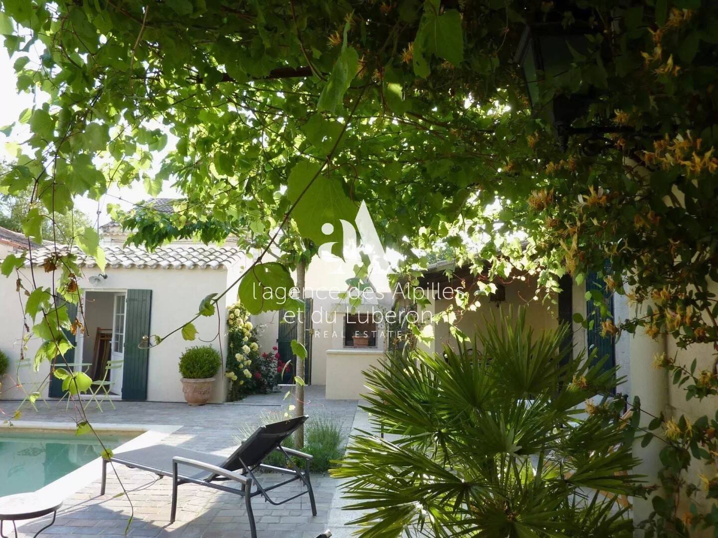 Maison à vendre, 240m², EYGALIERES