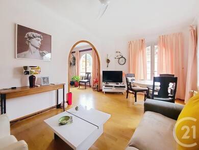 Maison de plain-pied à vendre 224 500 € 3 pièces 2 chambres 66,7 m² 350 m² de terrain Amelie les Bains Palalda 66110