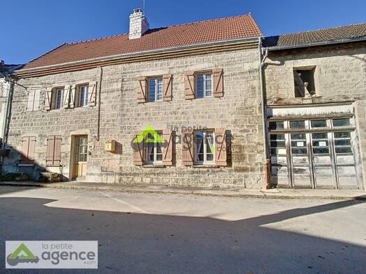 Maison à vendre 144 900 € 8 pièces 5 chambres 165 m² Saint-Alpinien 23200