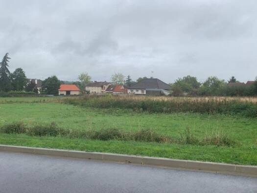 Terrain constructible à vendre 32 000 € 2 881 m² de terrain Chamblet 03170