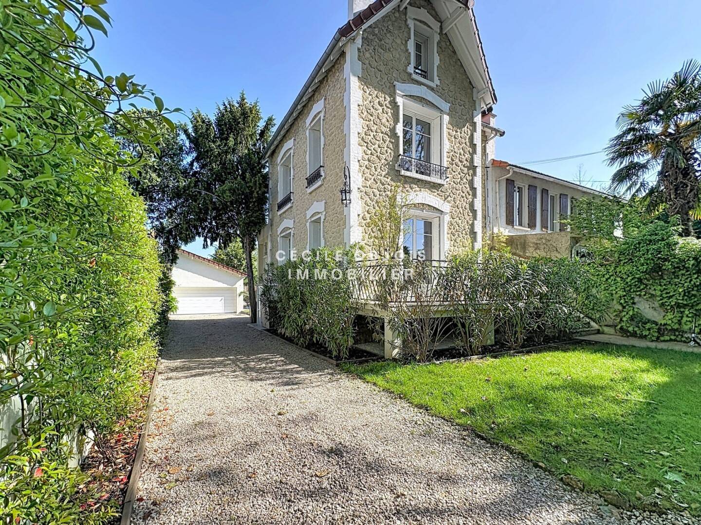 Maison à vendre, 160m², SAINT MAUR DES FOSSES