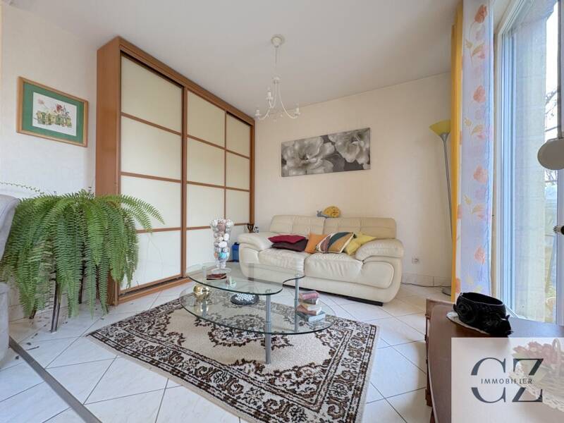 Maison à vendre, 75m², LONGVIC