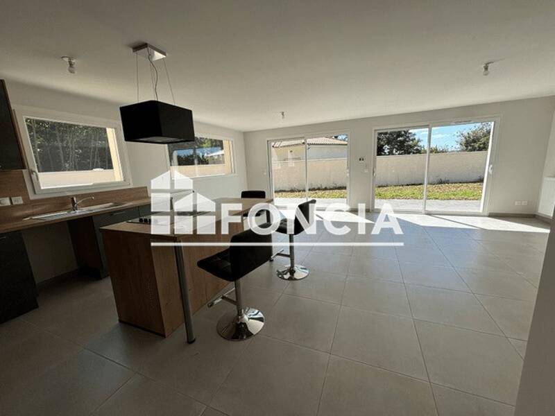 Maison à louer, 130m², SAINT DIDIER DE FORMANS