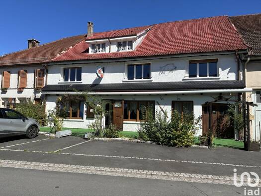 Local commercial à vendre 135 000 € 350 m² de surface de vente Saint-Quirin 57560