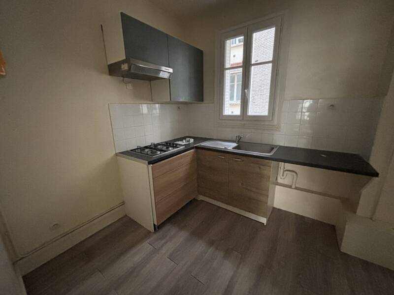 Maison à louer, 65m², PARIS 18E