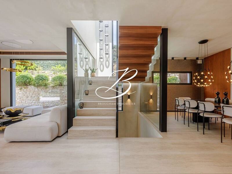 Maison à louer, 265m², VALLAURIS