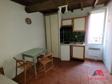 Appartement à louer 475 € 1 pièce 13 m² Étage 2/3 Aix en Provence 13100
