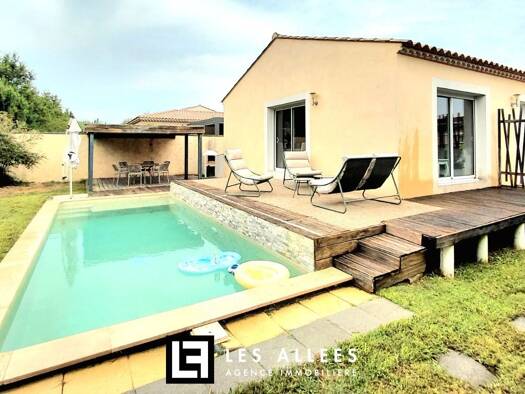 Maison de plain-pied à vendre 499 000 € 5 pièces 3 chambres 110 m² 530 m² de terrain Paradou 13520