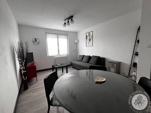 Immeuble à vendre 304 500 € 216 m² Pléboulle 22550
