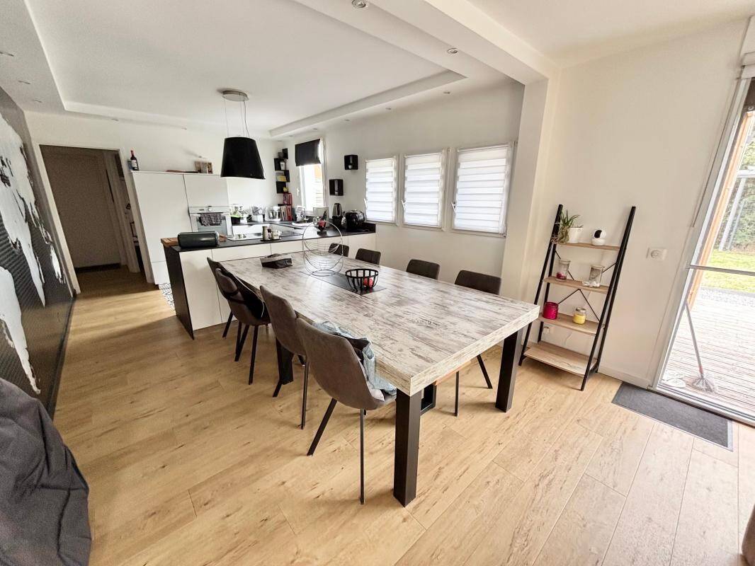 Maison à vendre, 138m², LA CHAPELLE DES MARAIS