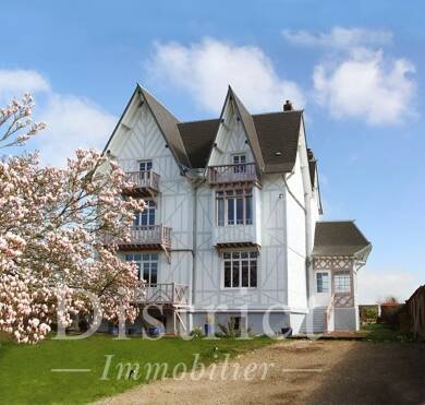 Maison à vendre 480 000 € 8 pièces 5 chambres 210 m² Formerie 60220