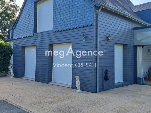 Demeure à vendre 621 000 € 8 pièces 5 chambres 322 m² 104 512 m² de terrain Argentré 53210
