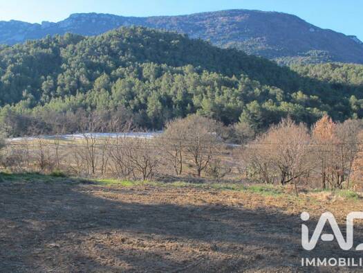 Terrain constructible à vendre 80 000 € 578 m² de terrain Eygaliers 26170