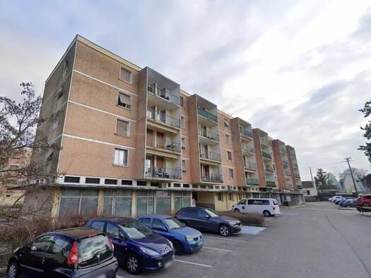 Appartement à vendre 149 500 € 3 pièces 2 chambres 80 m² 1er étage Loyettes 01360