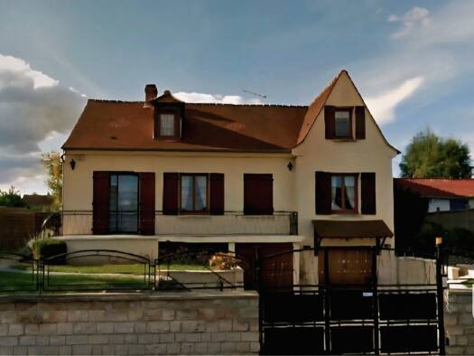 Maison à vendre 394 000 € 5 pièces 3 chambres 150 m² 752 m² de terrain Boran-sur-Oise 60820