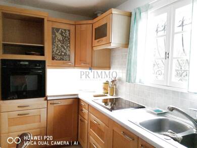 Maison à louer 1 800 € 4 pièces 3 chambres 90 m² St Raphael 83700