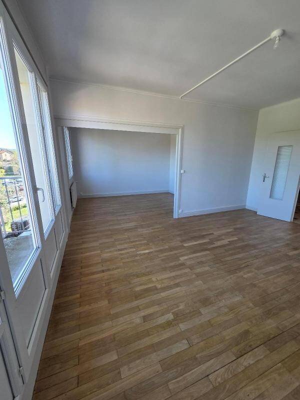 Maison à louer, 90m², SAINT SYMPHORIEN SUR COISE