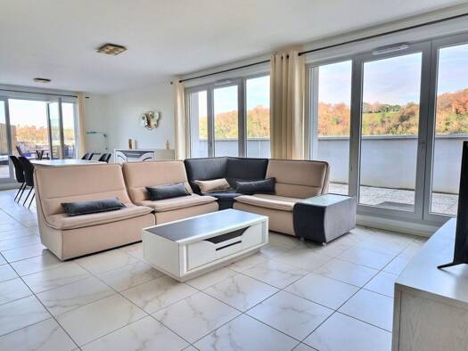 Appartement à vendre 570 000 € 3 pièces 2 chambres 96,8 m² Étage 6/6 Cenon 33150