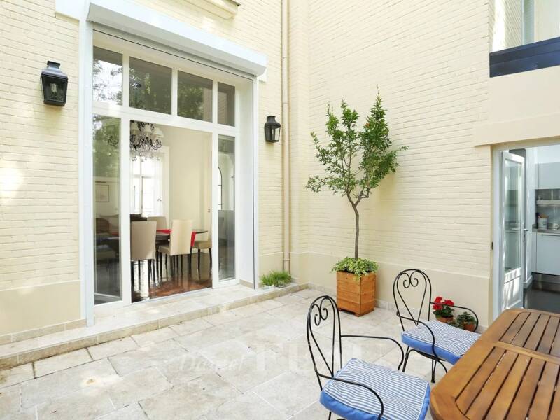 Maison à louer, 251m², NEUILLY SUR SEINE