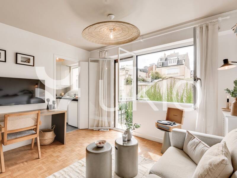 Maison à louer, 32m², PARIS 16E