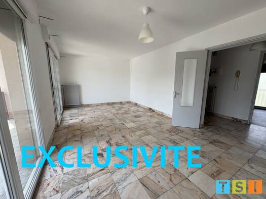 Appartement à vendre 75 000 € 4 pièces 3 chambres 88 m² RDC Coeur de Ville Saint-Gaudens 31800