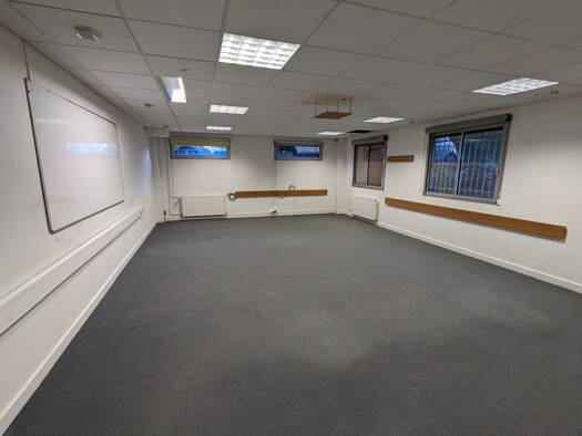 Espace bureau à louer 1 750 € 175 m² de bureaux Evreux 27000