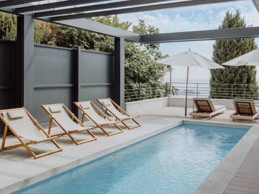 Villa à louer 20 000 € 4 pièces 3 chambres 130 m² Roquebrune-Cap-Martin 06190