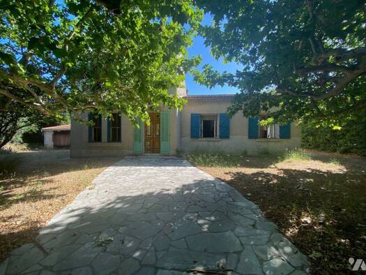 Maison à vendre 615 600 € 7 pièces 5 chambres 237 m² 900 m² de terrain Toulon 83100