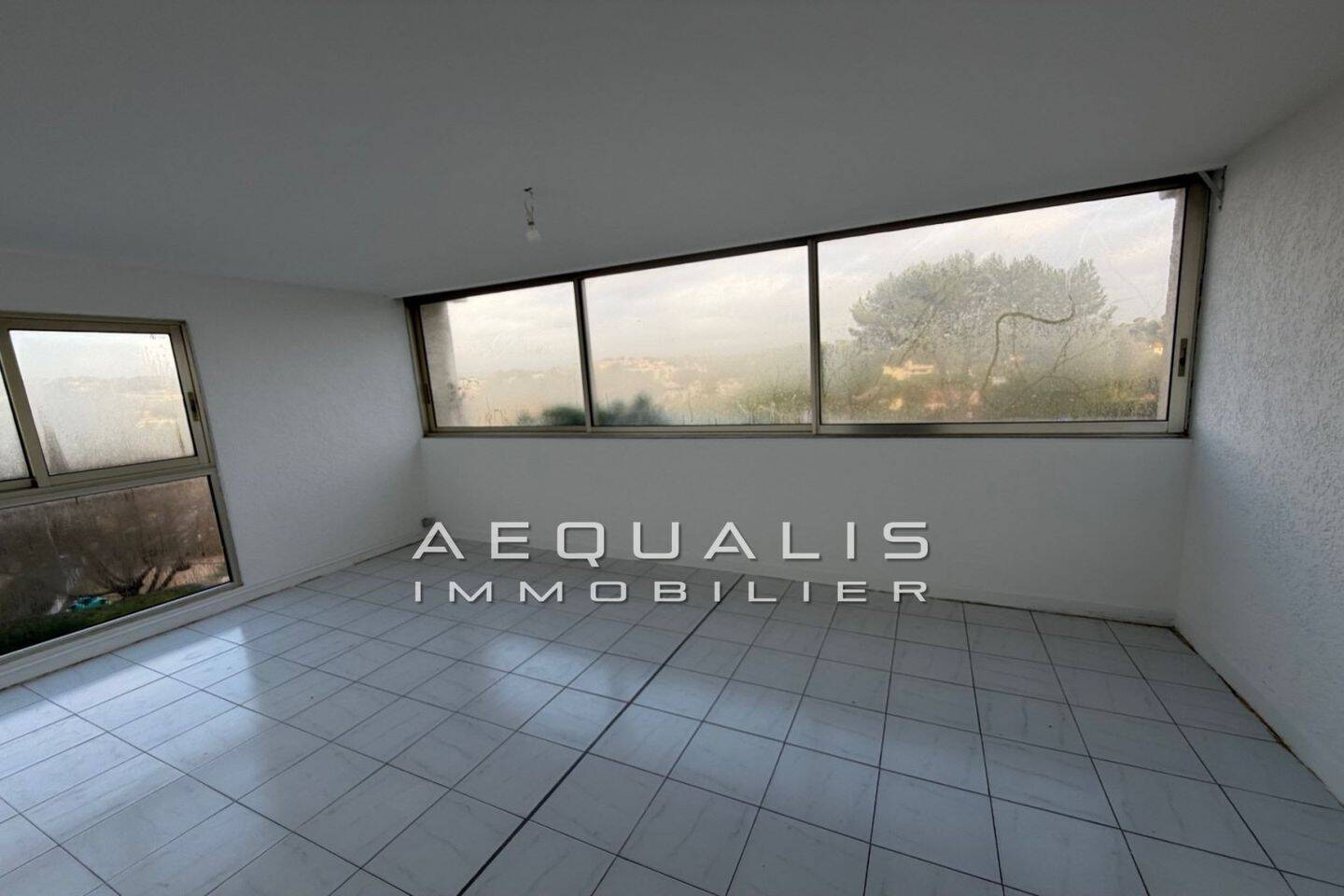 Maison à louer, 31m², ANTIBES