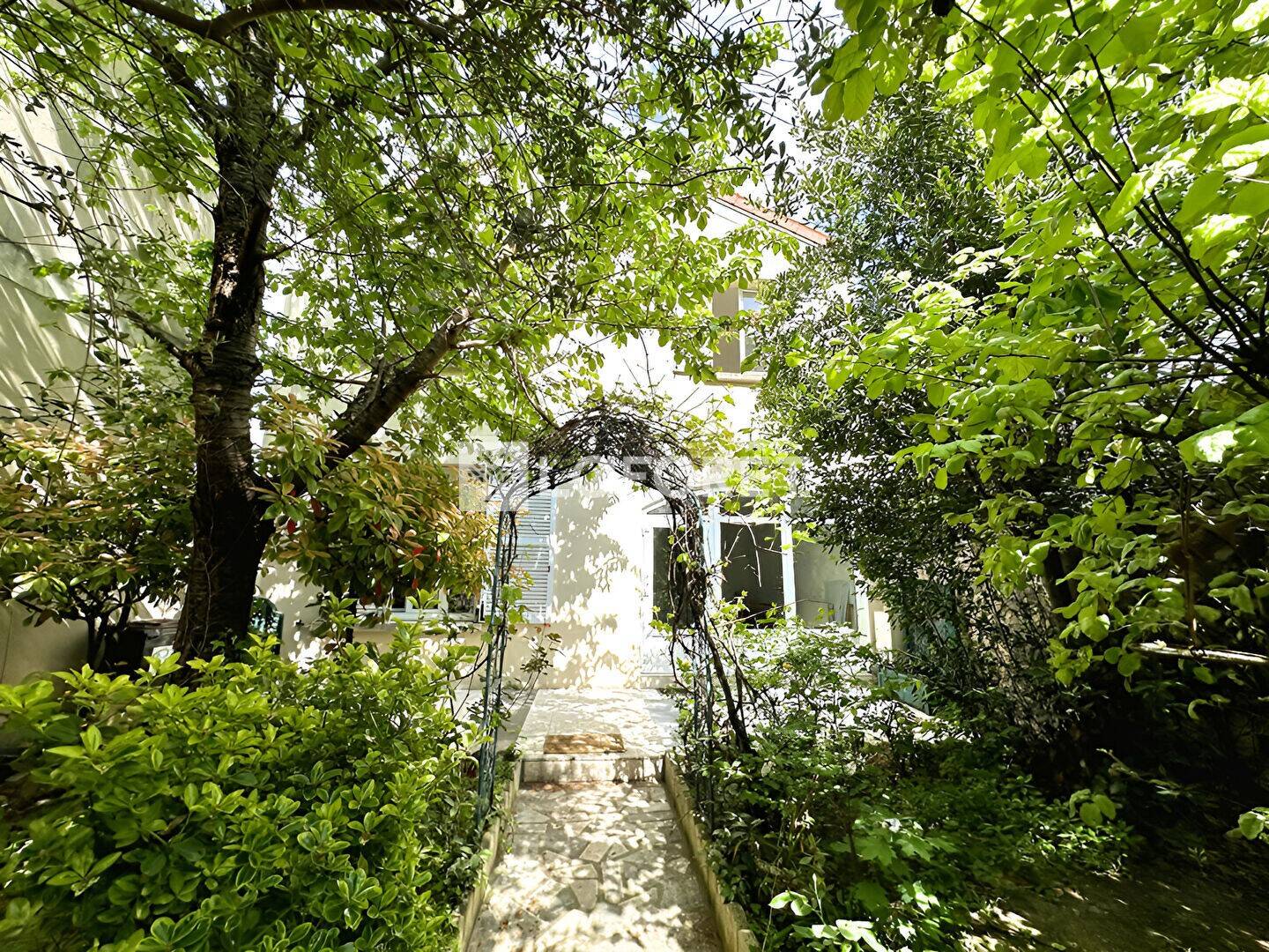 Maison à vendre, 132m², ISSY LES MOULINEAUX