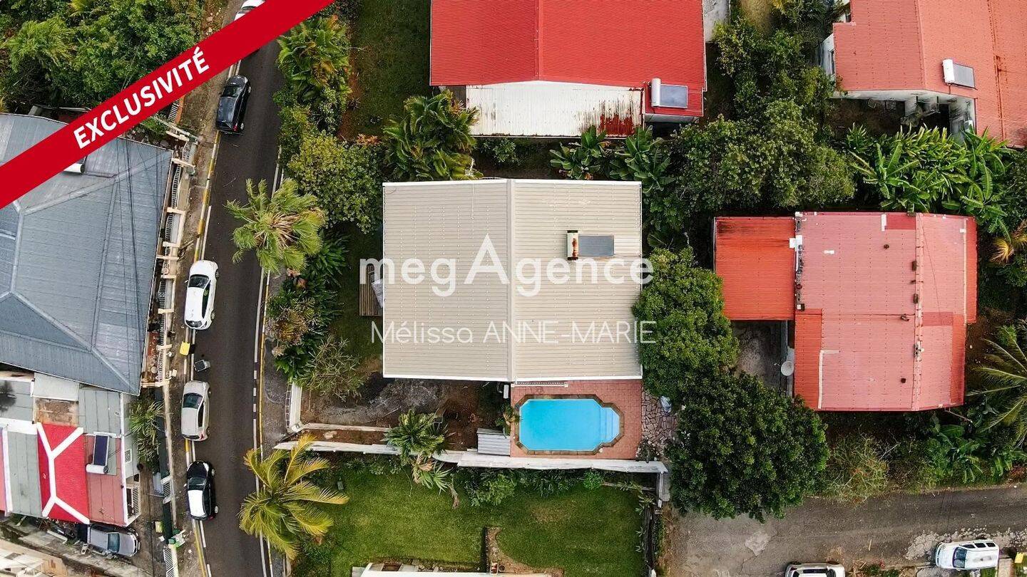 Maison à vendre, 155m², PETIT BOURG