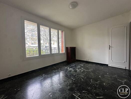Appartement à vendre 206 000 € 1 pièce 28,15 m² RDC/6 Diderot-Domaine du Bois Vincennes 94300