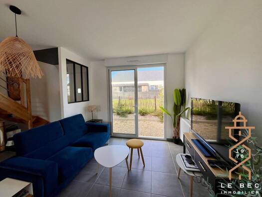 Maison de plain-pied à vendre 330 750 € 5 pièces 4 chambres 101 m² 317 m² de terrain Locoal-Mendon 56550