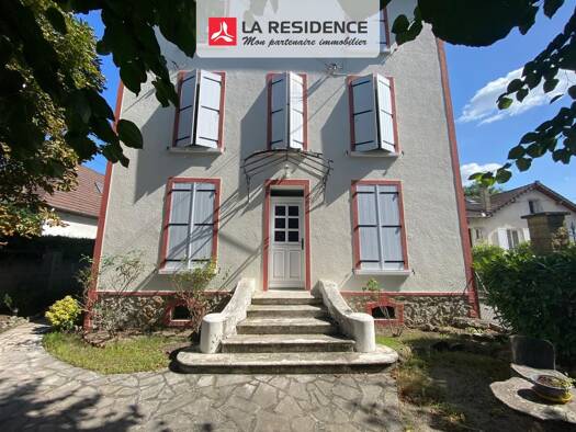 Duplex à vendre 140 000 € 2 pièces 1 chambre 32 m² Étage 2/2 Beauchamp 95250