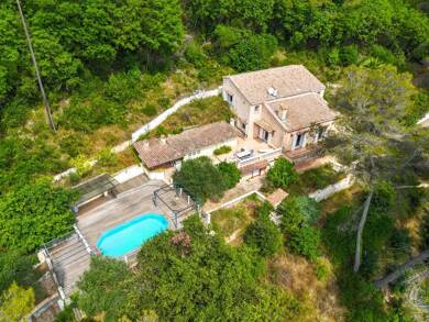 Maison à vendre 790 000 € 5 pièces 4 chambres 149 m² 1 650 m² de terrain Laghet-Peripherie La Trinité 06340