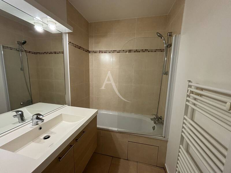 Maison à louer, 37m², NICE