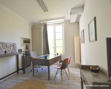 Espace bureau à vendre 163 200 € 109 m² de bureaux Avignon 84000