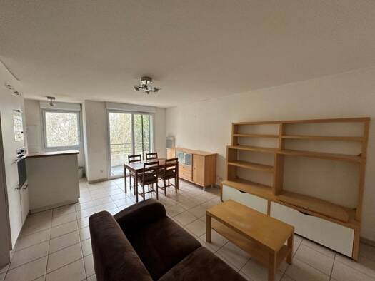Appartement à louer 790 € 2 pièces 1 chambre 44 m² Étage 2/2 Chateau-d'Eau Tournefeuille 31170