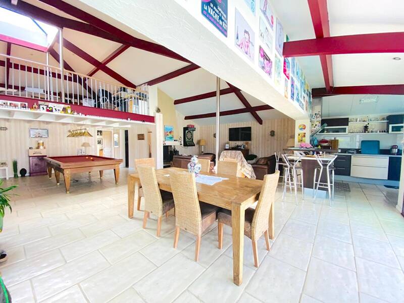 Maison à vendre, 204m², GUJAN MESTRAS