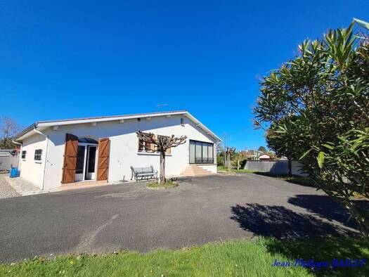 Maison à vendre 299 000 € 5 pièces 3 chambres 116 m² 1 700 m² de terrain Bordes 64510