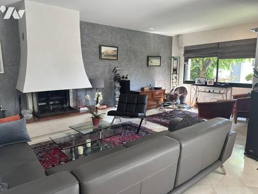 Maison à vendre 585 000 € 5 chambres 150 m² 482 m² de terrain Rouen 76000