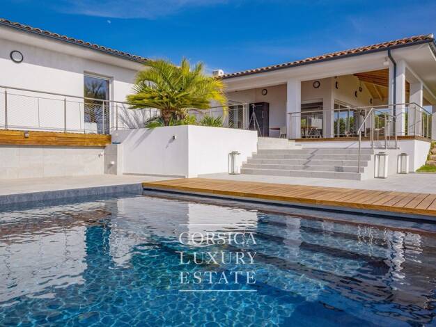 Maison de plain-pied à vendre - Neuf 3 490 000 € 8 pièces 5 chambres 320 m² 2 300 m² de terrain Pietrosella 20166