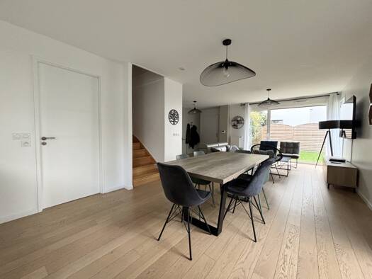 Maison à vendre 1 135 000 € 6 pièces 4 chambres 138 m² 210 m² de terrain Vallées La Garenne-Colombes 92250